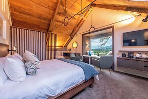 La Villa Retreat