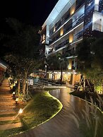 Vang Vieng Remember Hotel