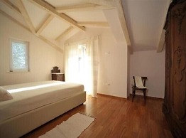 Holiday Home Mirta