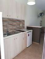 Marinos Rooms
