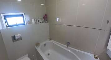 Immaculate 2-bed Apartment in Cape Town