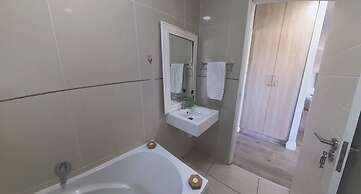 Immaculate 2-bed Apartment in Cape Town