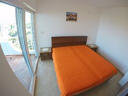 Belvedere Apartments with Seaview