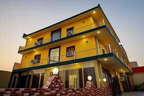 Hotel Pragati palace