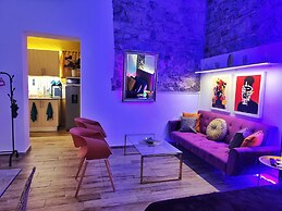 Oddity Studio By Paradox