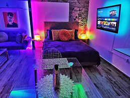 Oddity Studio By Paradox