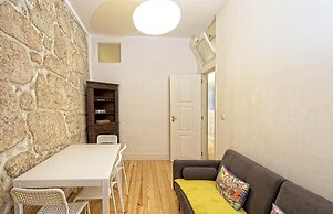 Inviting 2-bed Apartment in Porto