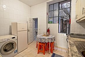 Inviting 2-bed Apartment in Porto