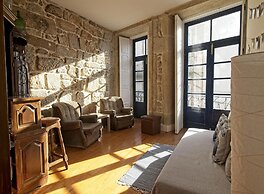 Inviting 2-bed Apartment in Porto