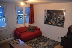 Cozy Amsterdam Apartment - Great Location!