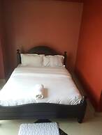 Suzie hotels