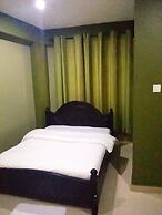 Suzie hotels