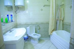 ALMOS HOTEL