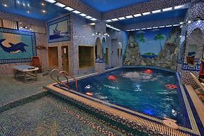 ALMOS HOTEL