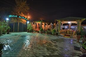 ALMOS HOTEL