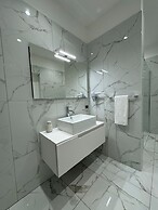 B&B Center City