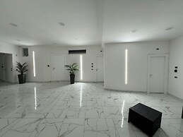 B&B Center City