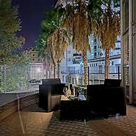 B&B Center City