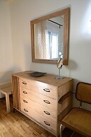 Stella s Minimal Lodge