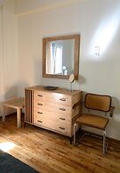 Stella s Minimal Lodge
