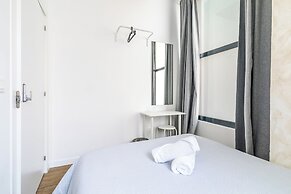AYZ Princesa - Auto check-in property