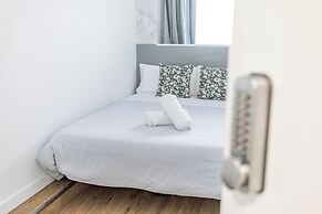 AYZ Princesa - Auto check-in property