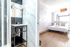 AYZ Princesa - Auto check-in property