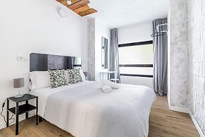AYZ Princesa - Auto check-in property