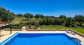 Villa 327 Galinios in Kouklia