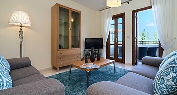 Apartment Dd12 - Chloe