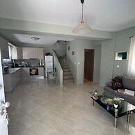 Helen s House at Ratzakli