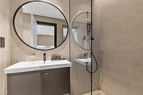 Waves - City Serenity: Luxe Living at 15 Northside Tower 2