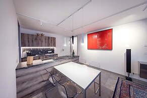 Lakefront Suite 148