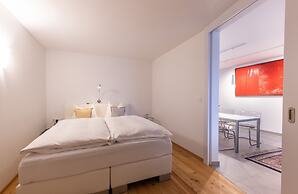 Lakefront Suite 148