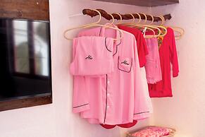 PinkPrivate Balangan - for Cool Adults Only