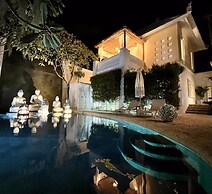 Moon Villas Umalas