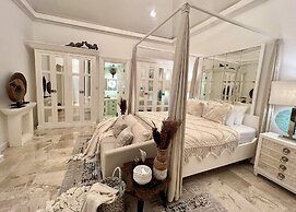 Moon Villas Umalas