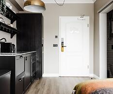 ODDSSON Downtown Hotel
