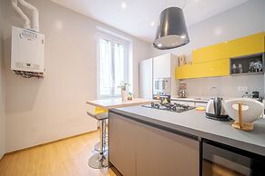 Bright Apartment A Few Steps From Via Garibaldi