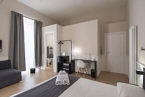 Five Boutique Rooms
