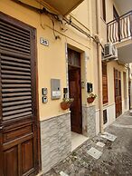 La Gorgone city center apartments