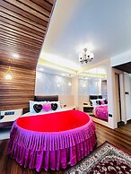 Goroomgo Broadway Boutique Mall Road Darjeeling