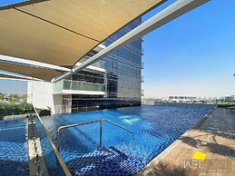 WelHome - Breathtaking 1BR Apt with Balcony and City View