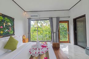 Radjes Bungalow Nusa Penida