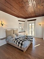 Astra House Braxasi