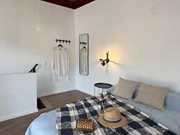 Astra House Braxasi