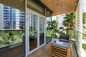 Modern Bluewaters 1BR w Relaxing Balcony View