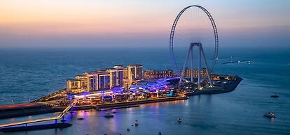 Modern Bluewaters 1BR w Relaxing Balcony View