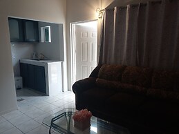 The Dream Nest At Csompo Silver Manor