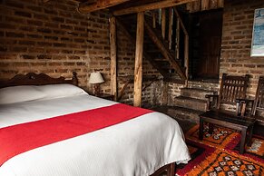 Hotel refugio pozo azul